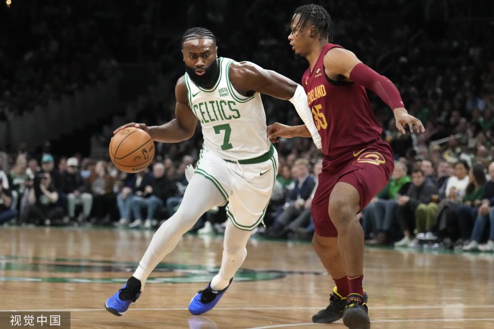 刘易斯与埃 刘易斯与埃