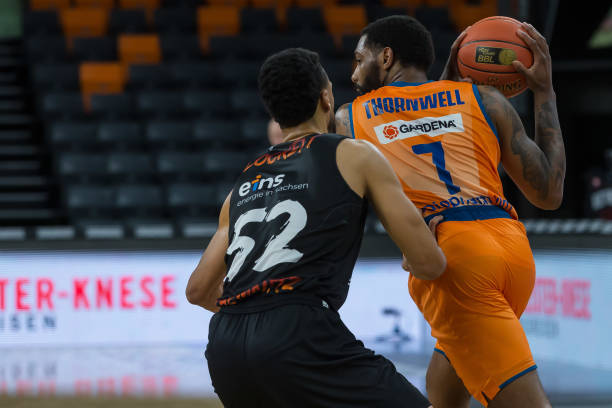 一对抗的全 一对抗的全