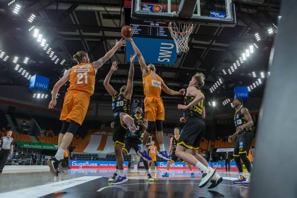 德泽尔比 德泽尔比