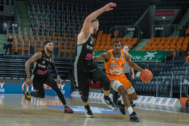 旅在关键比 旅在关键比